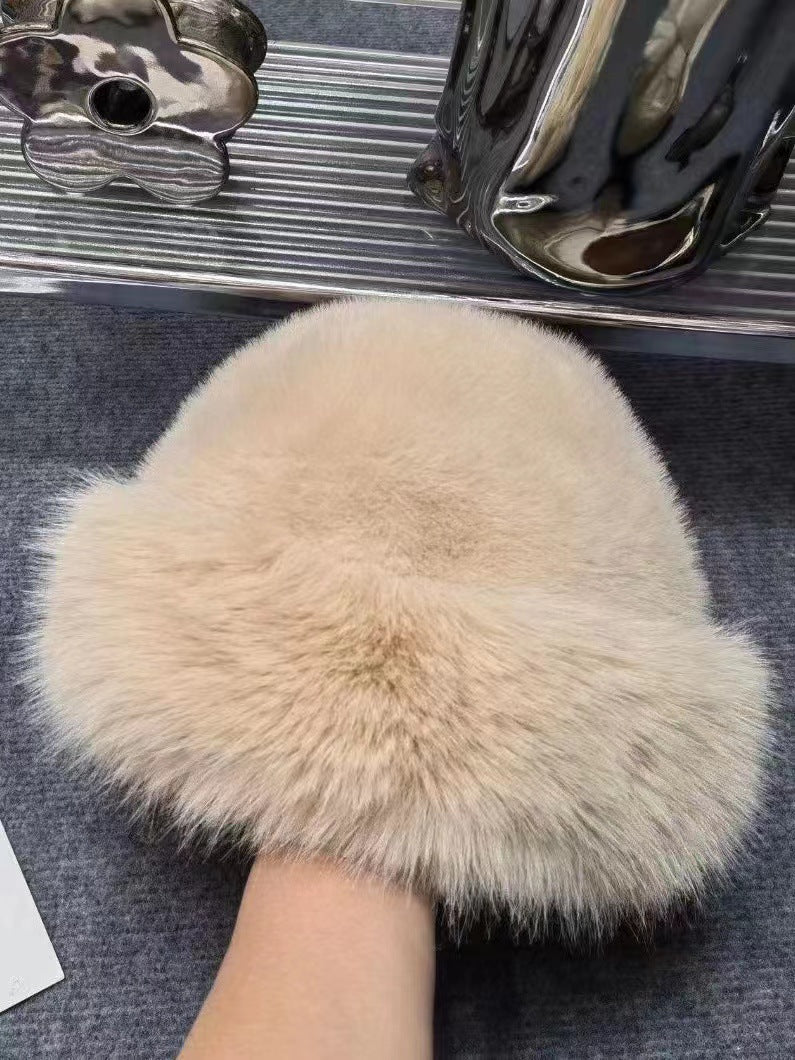 White faux fur Cossack hat with rolled brim