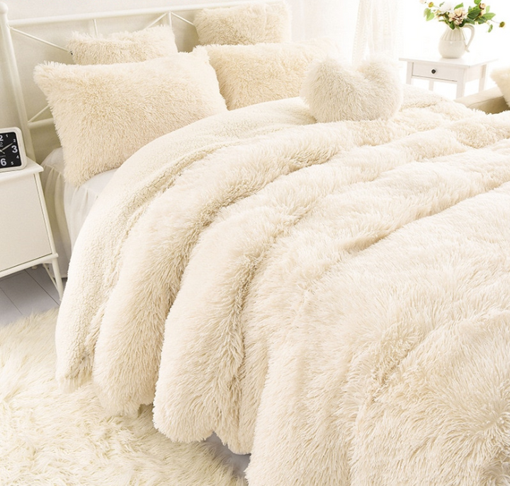 Shaggy Faux Fur Sherpa Throw Blanket, Super Soft and Warm