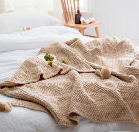 Snugleigh Chunky knit throw with pom-pom fringe