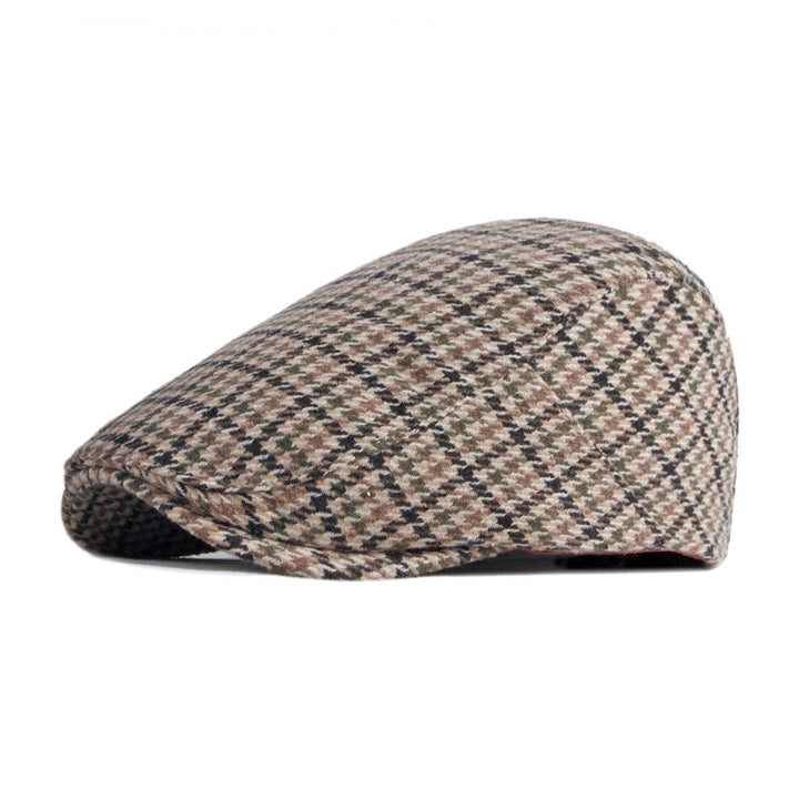 Houndstooth flat cap with adjustable fit