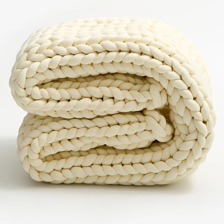 Chunky Knit Handmade Weighted Throw – Ultra-Cosy &amp; Stylish Blanket