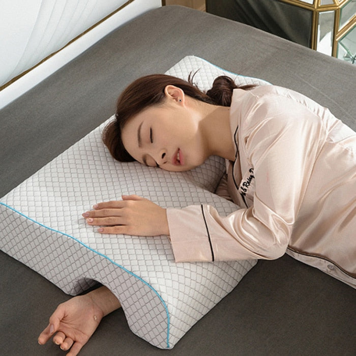 Arched couples memory foam pillow