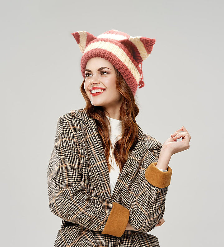 Black chunky knit beanie with cat ears