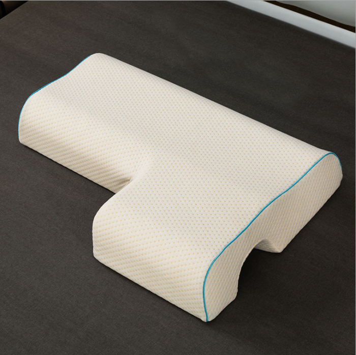 Snugleigh Arched couples pillow with arm tunnel