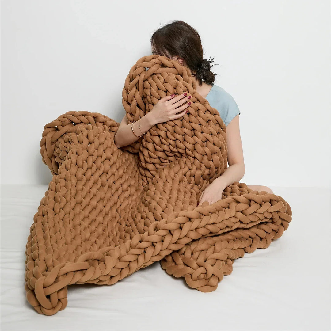 Chunky Knit Handmade Weighted Throw – Ultra-Cosy &amp; Stylish Blanket