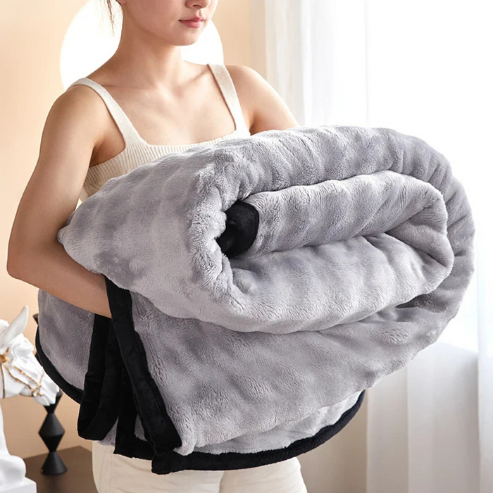 Snugleigh™ Reversible Fleece Blanket With Plush Softness on Both Sides