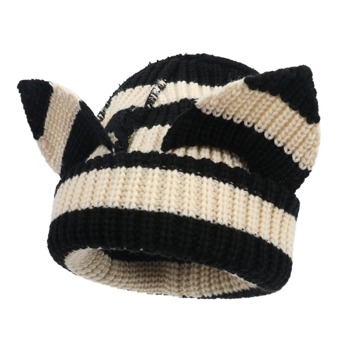 Black chunky knit beanie with cat ears