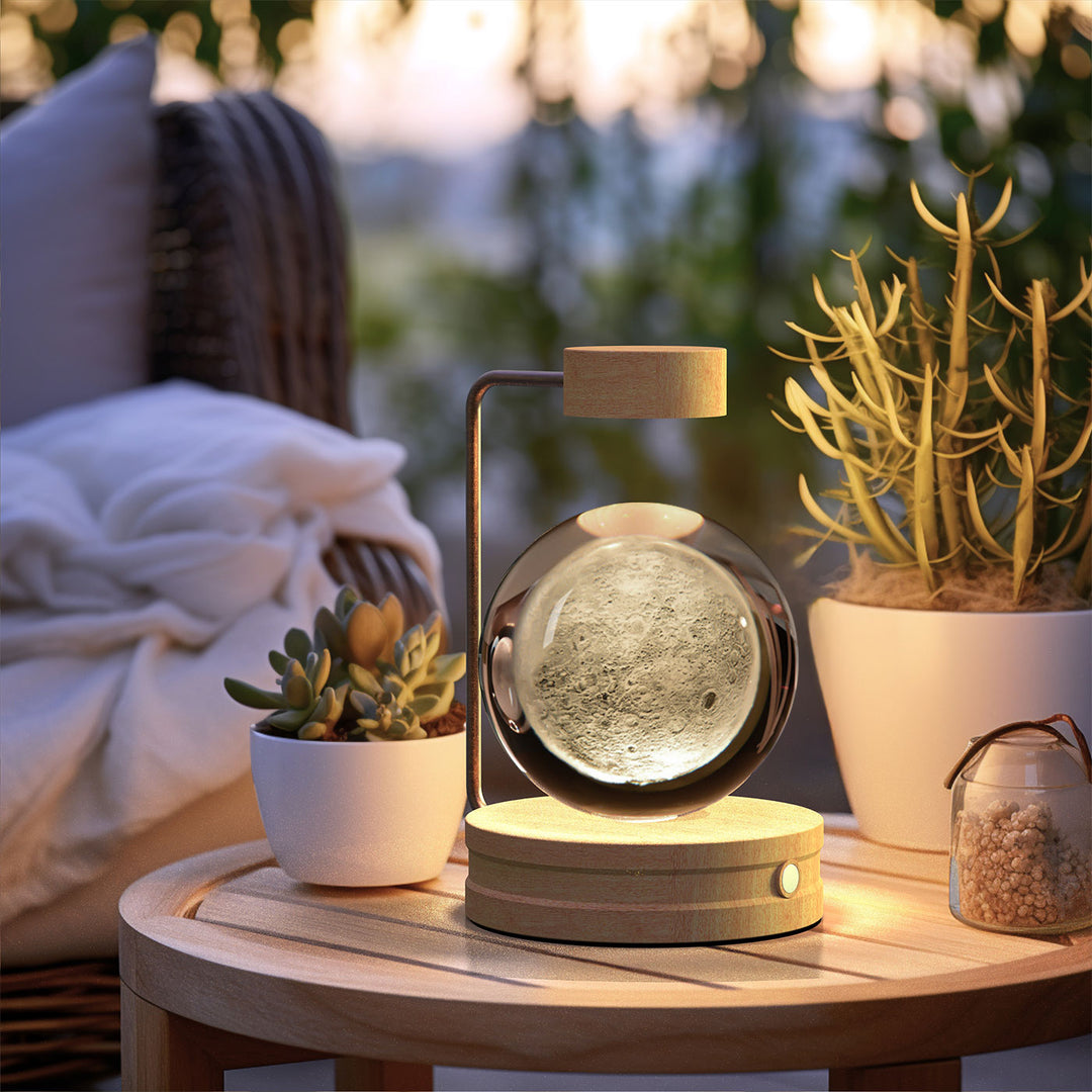 Crystal ball lamp with engraved 3D design