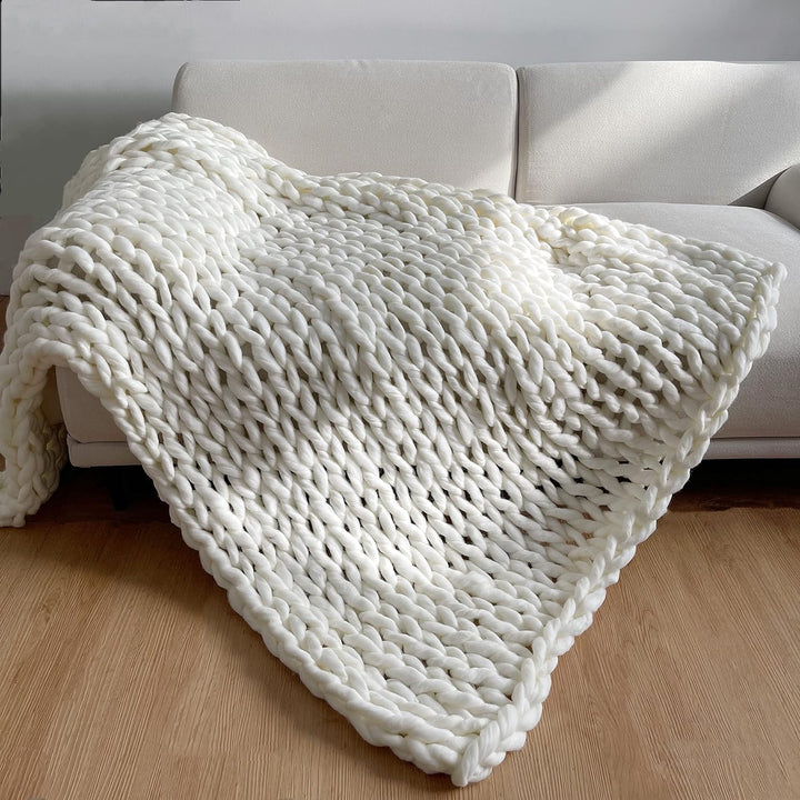 Chunky Knit Handmade Weighted Throw – Ultra-Cosy &amp; Stylish Blanket