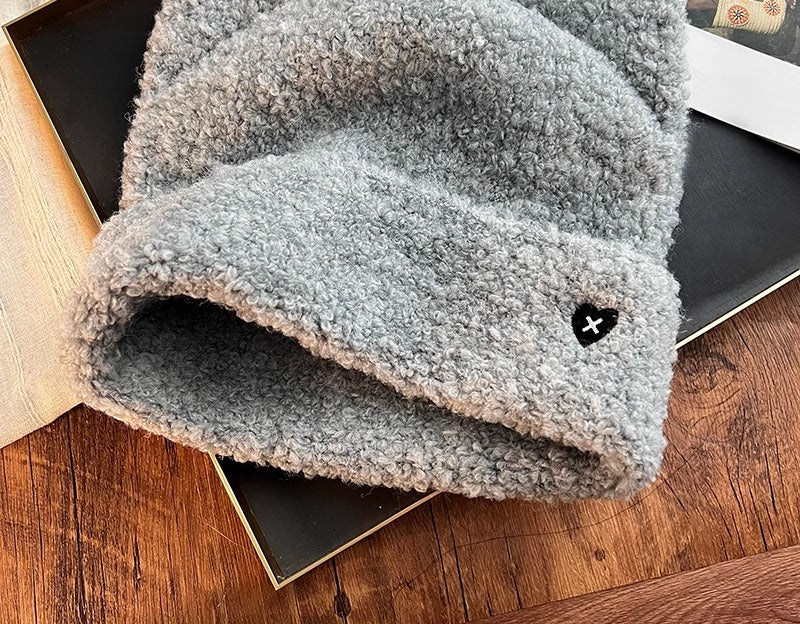 Fluffy fleece beanie with cat ears