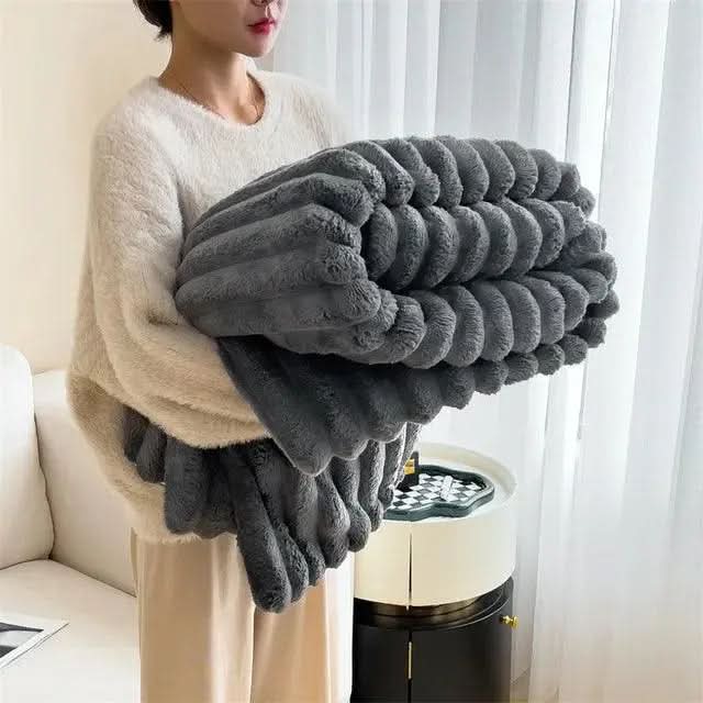 Soft Textured Blanket for Bed and Sofa Comfort