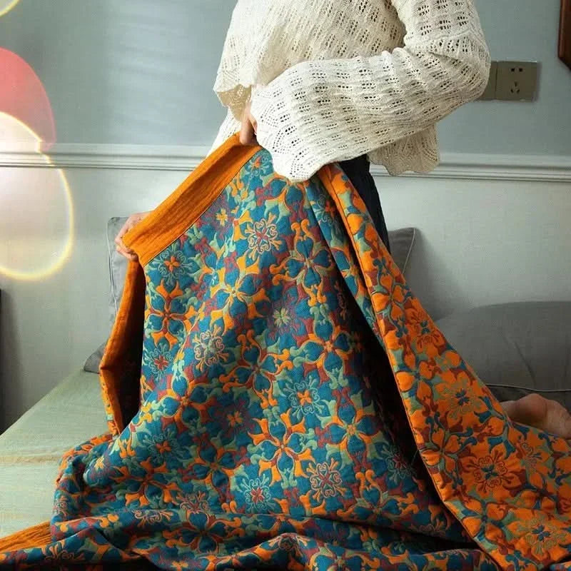 Otis Stylish Cosy Blanket – Soft, Warm, Decorative Throw