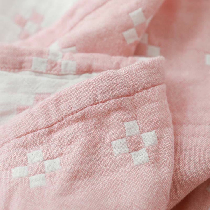 Lightweight Comfort Blanket Stylish Diamond Pattern