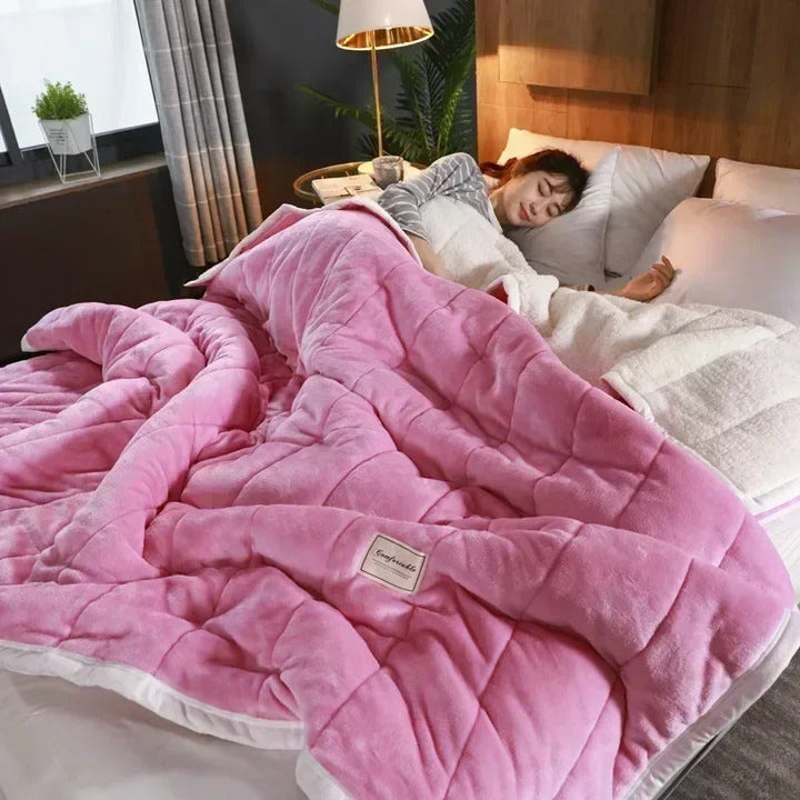 Coral Fleece Blanket - Soft Flannel Blanket for Autumn and Winter