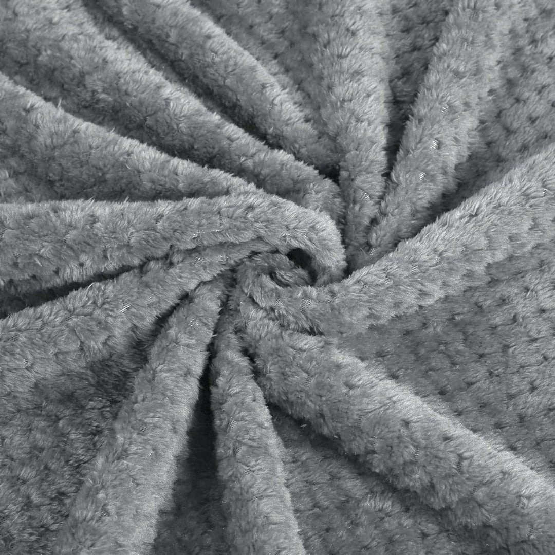Ultra-Soft Plush Throw Blanket