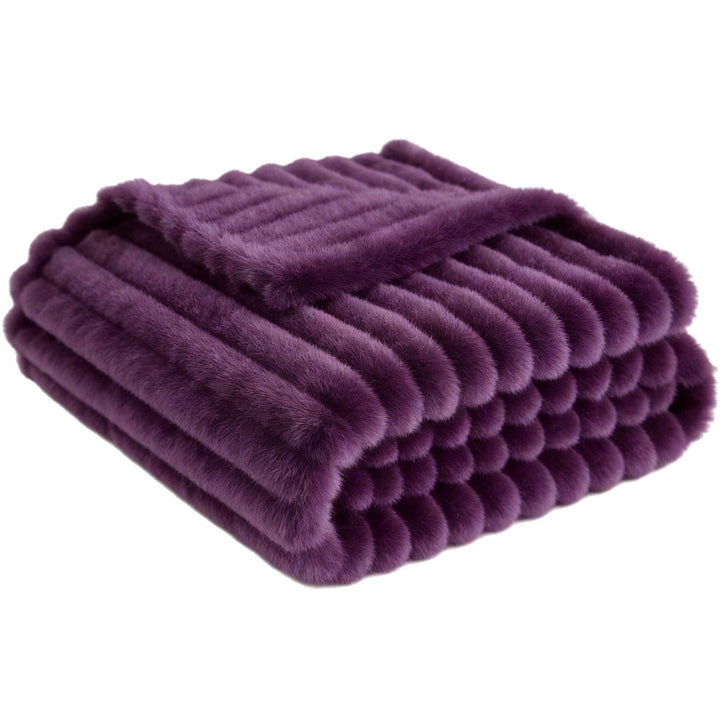 Cosy Plush Throw Blanket