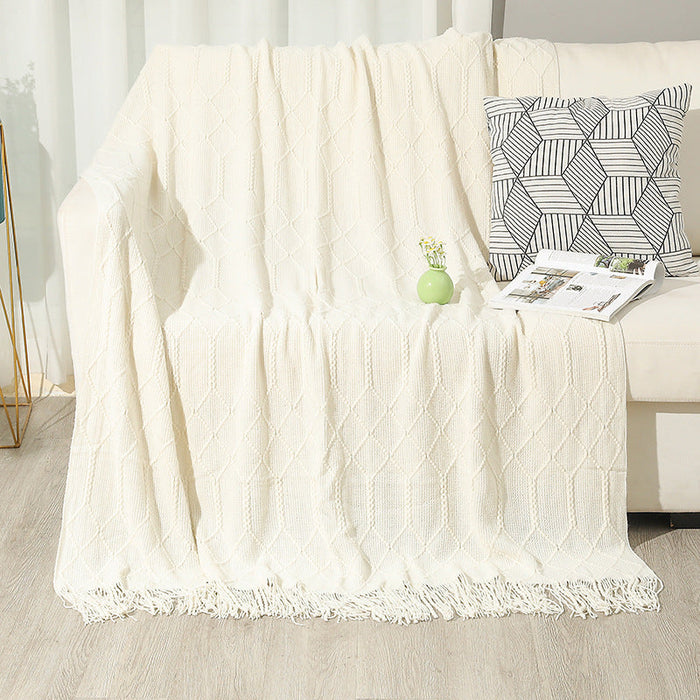 Snugleigh™ Cotton Blend Throw Blanket with Decorative Fringes