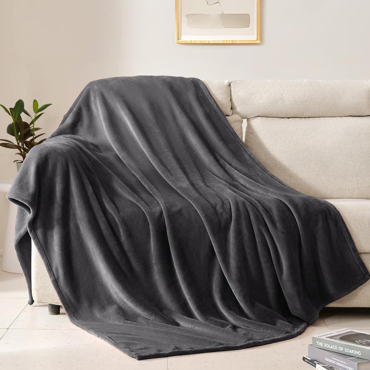 Ultra-Soft Microfibre Throw Blanket