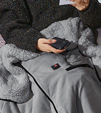 Snugleigh™ Women's Heated Snuggle Blanket with Hood and Pockets