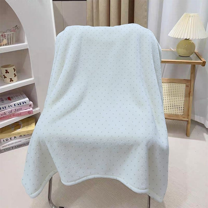 Cosy Dot Pattern Throw Blanket
