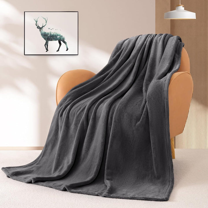 Ultra-Soft Microfibre Throw Blanket
