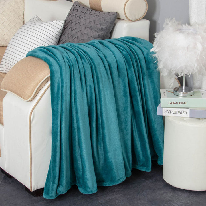 Cosy Plush Throw Blanket