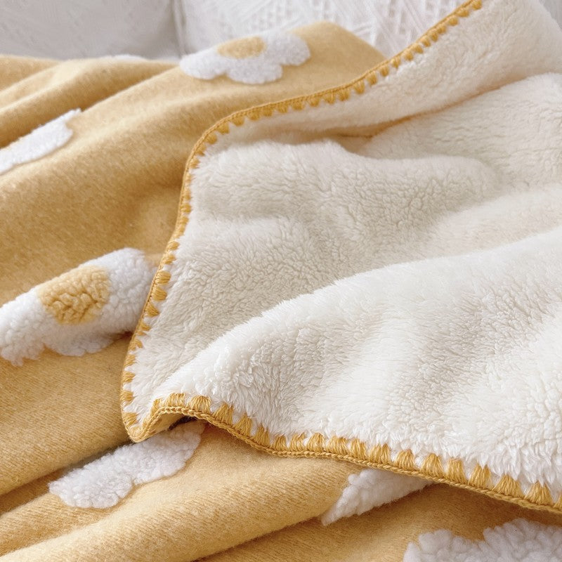 Unisex Cosy Cotton Blanket with Playful Flower Pattern