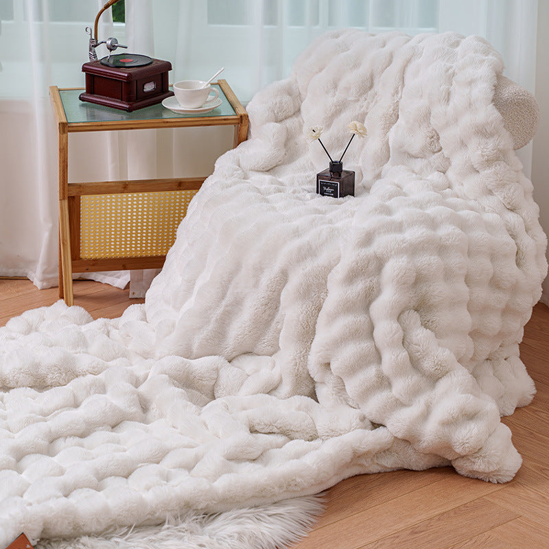 Women cosy and luxurious blanket