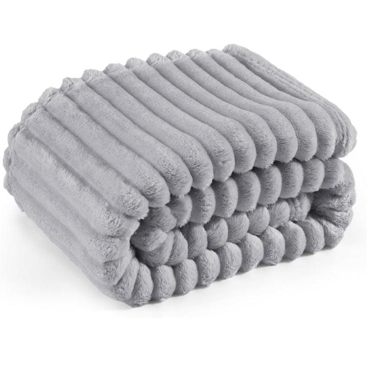 Cosy Plush Throw Blanket