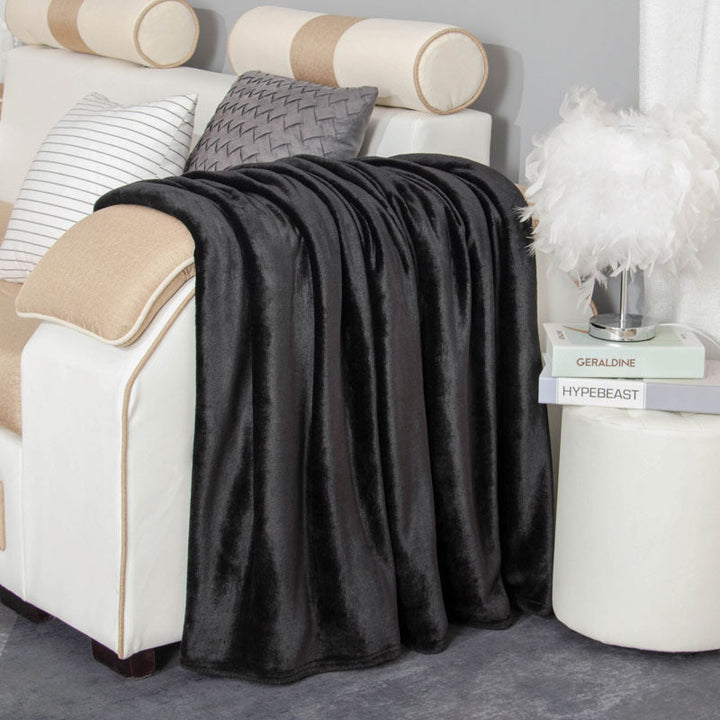 Cosy Plush Throw Blanket