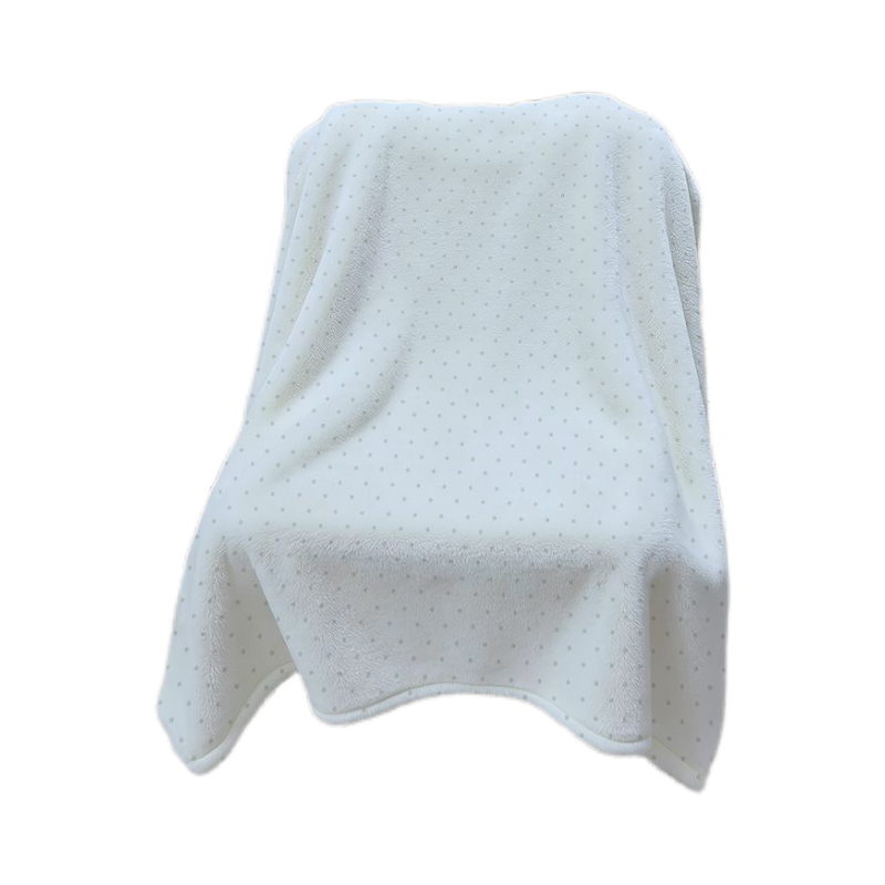 Cosy Dot Pattern Throw Blanket