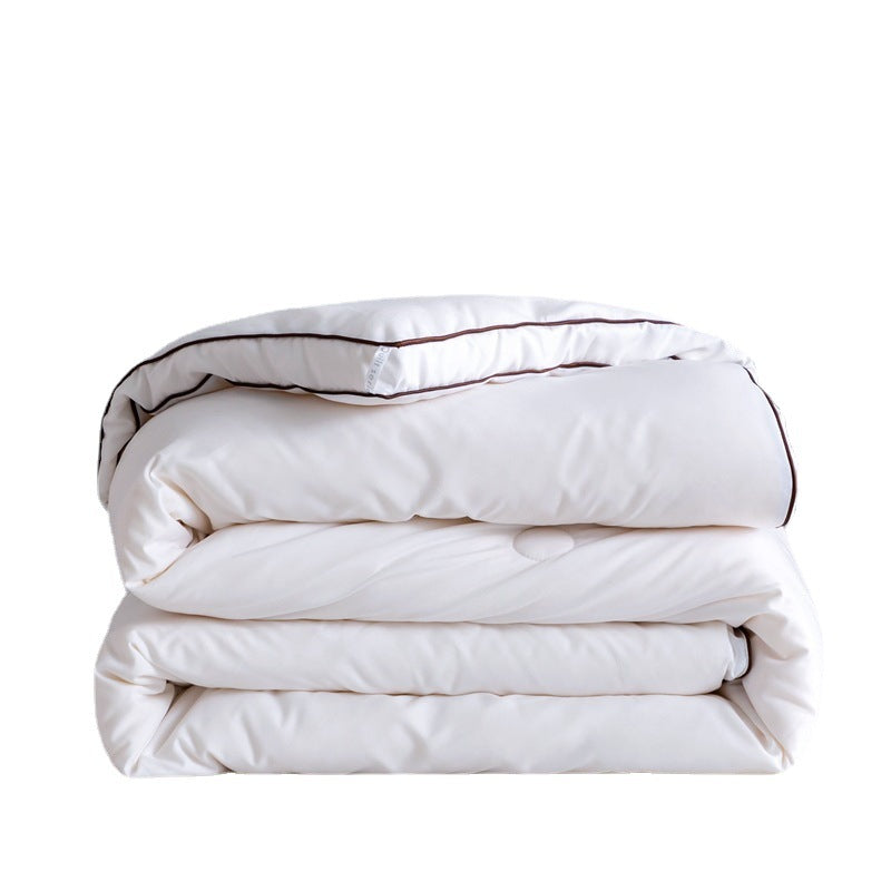 Ladies temperature-regulating year-round comforter
