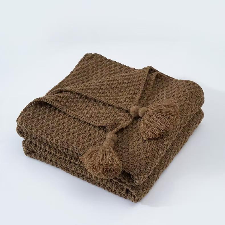 Cosy Woven Throw Blanket