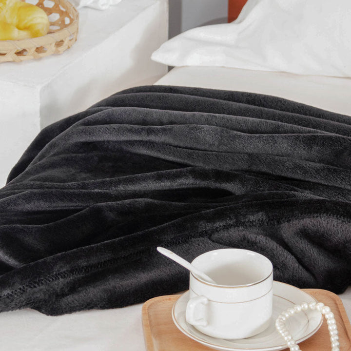 Cosy Plush Throw Blanket