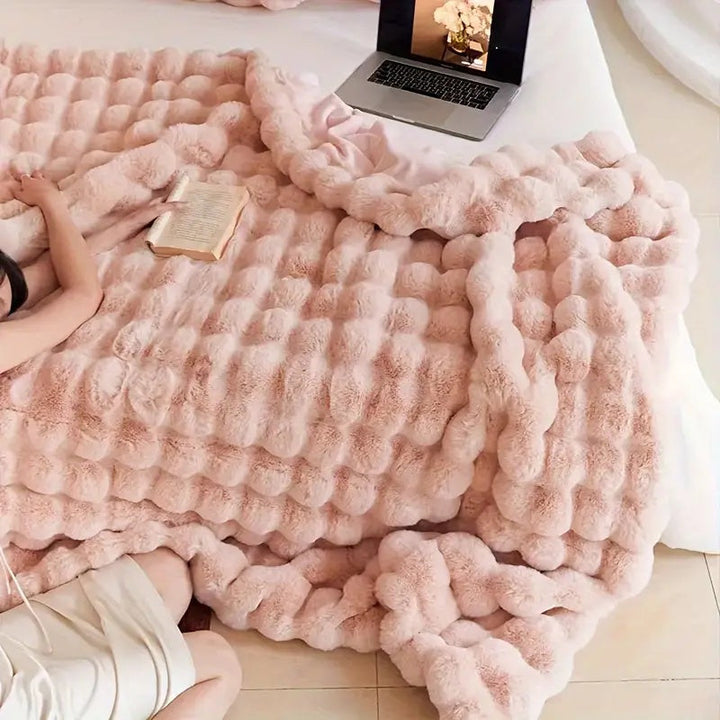 Plush Comfort Blanket for Relaxation &amp; Travel
