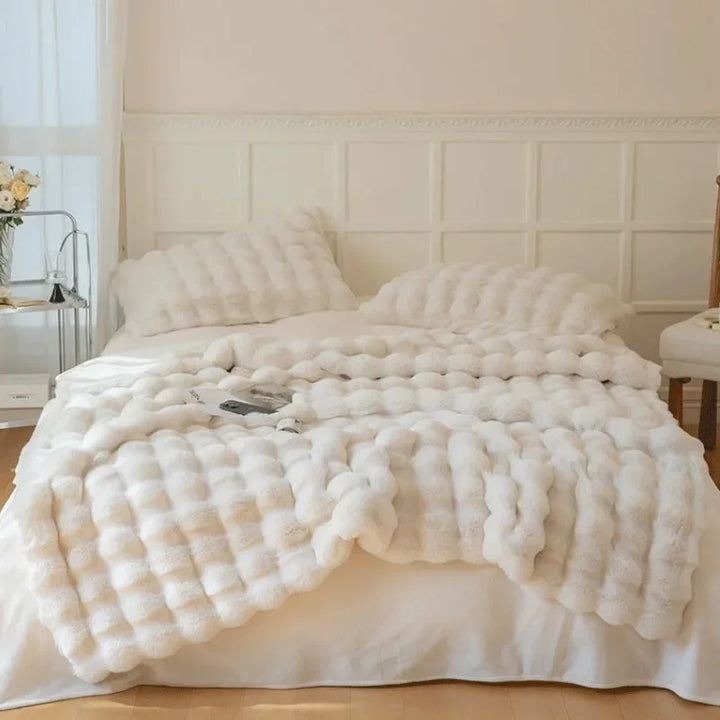 Reversible Cosy Throw Blanket Textured Home Accent for All Seasons