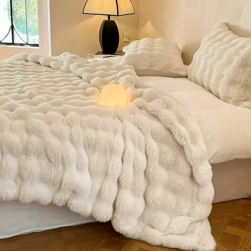 Reversible Cosy Throw Blanket Textured Home Accent for All Seasons