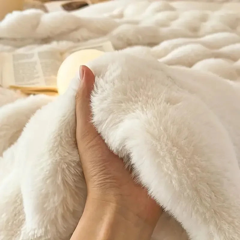 Reversible Cosy Throw Blanket Textured Home Accent for All Seasons