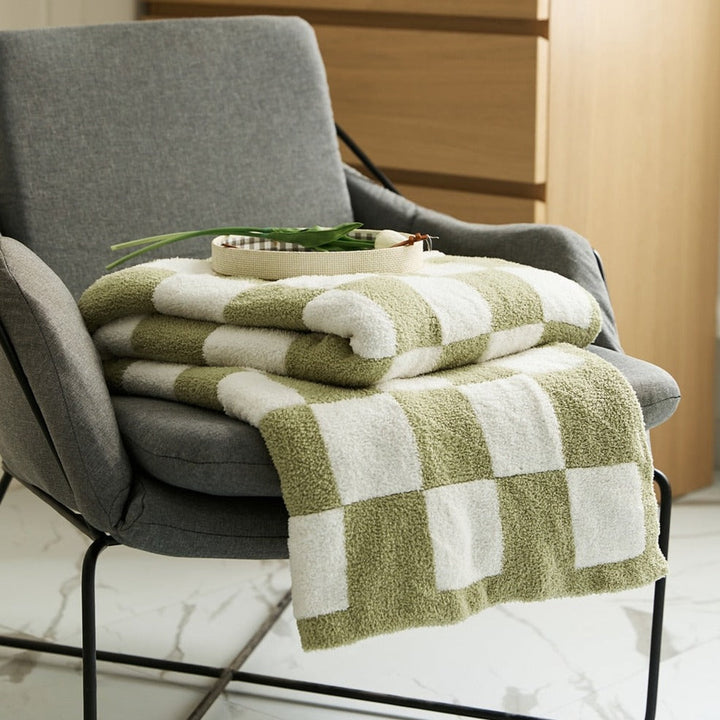 COLORFUL CHECKERBOARD THROW