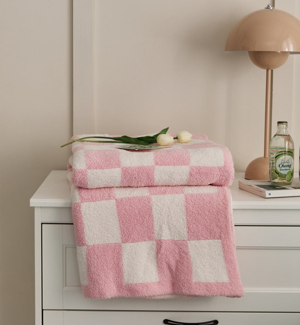 COLORFUL CHECKERBOARD THROW