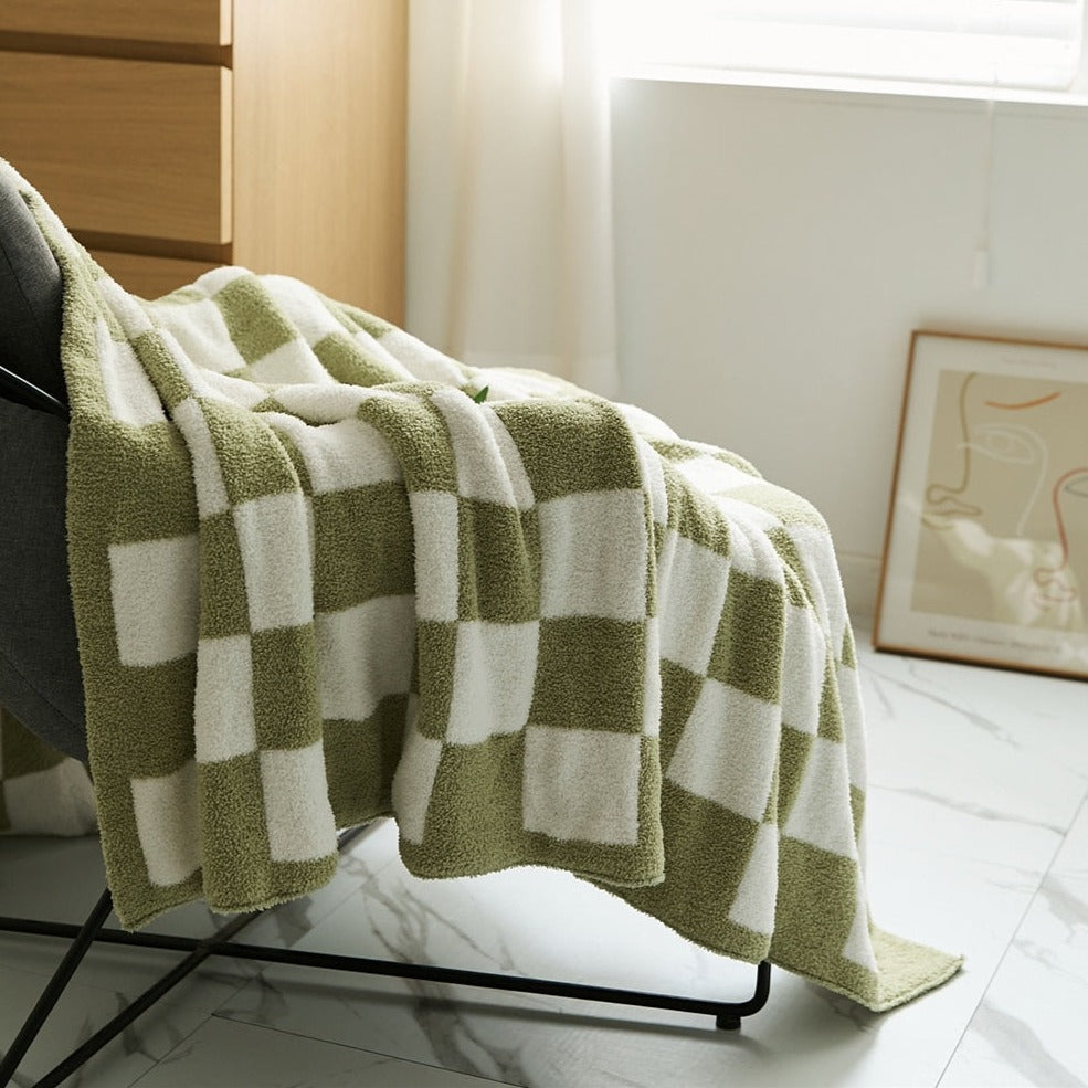 COLORFUL CHECKERBOARD THROW