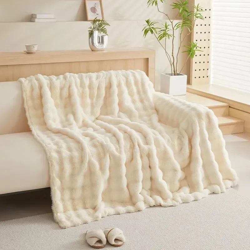 Plush Throw for a Cosy Interior
