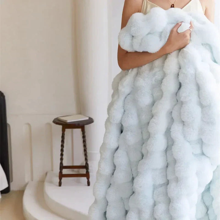 CozyChic - Luxe Throw Blanket for Warm Moments