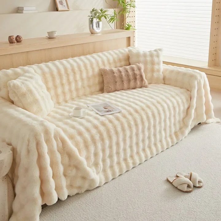 Plush Throw for a Cosy Interior