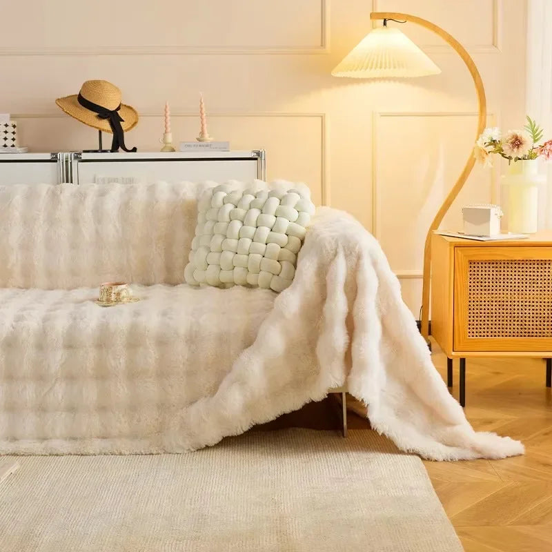 Plush Throw for a Cosy Interior