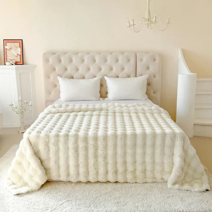 CosyLuxe Plush Blanket Double Layer Extra Thick Soft Rabbit Fur Imitation Easy Care