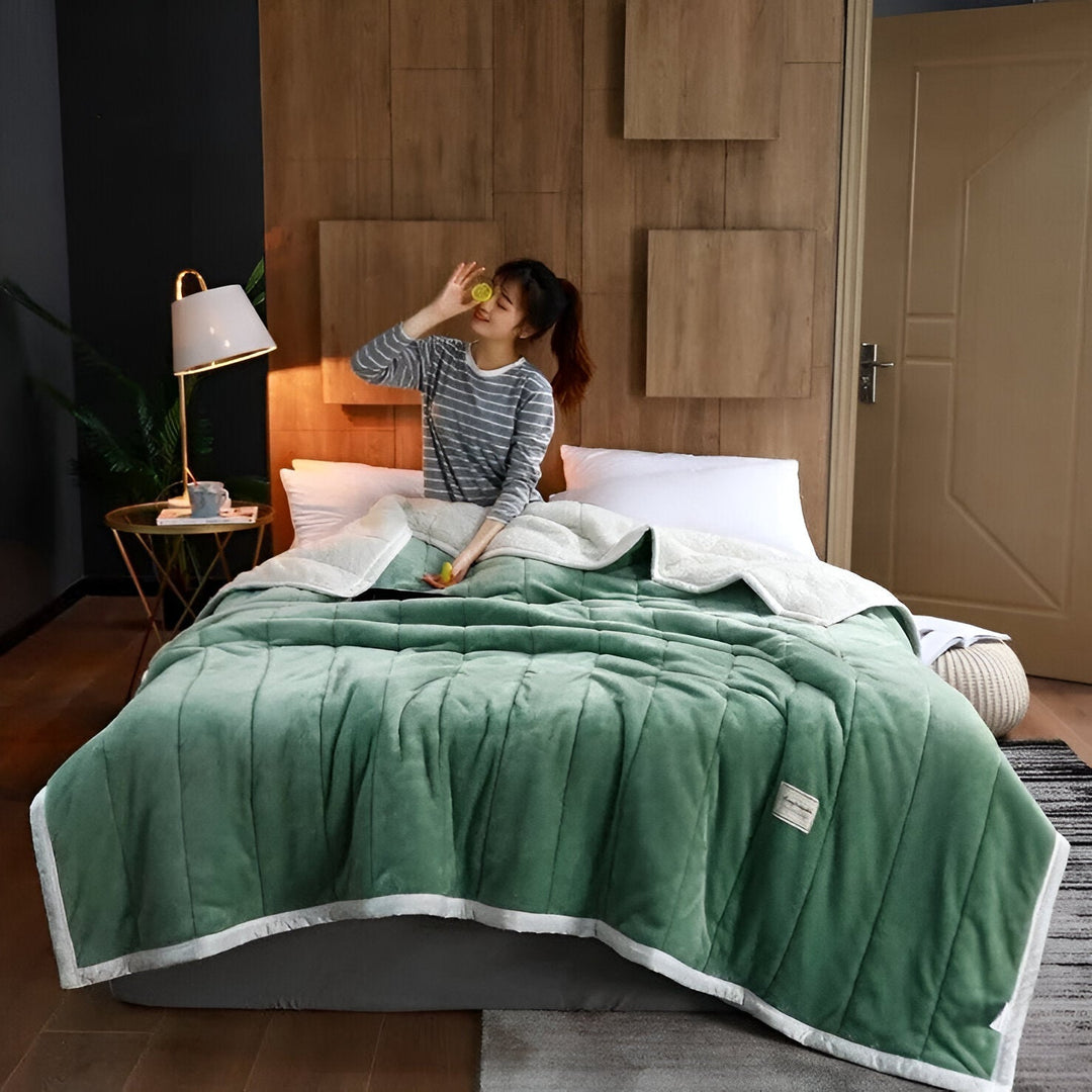 Luxury Fleece Blanket Super Soft Warm and Cosy High Quality Materials