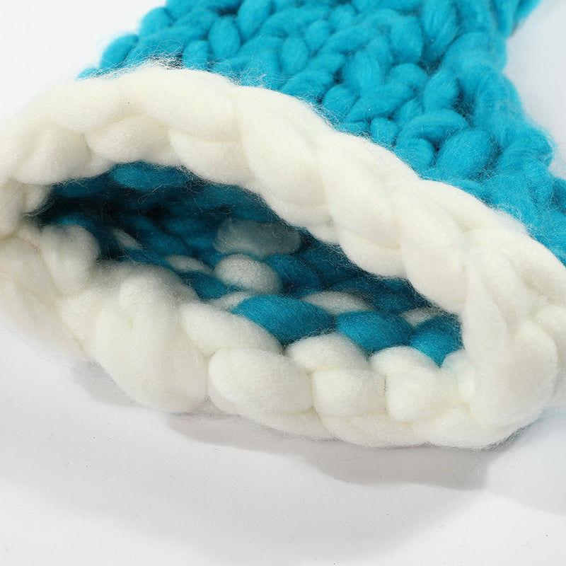 Chunky knit Christmas hat with pompom