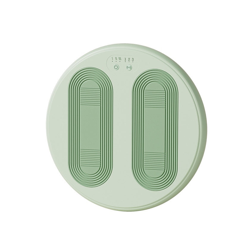 Round heated foot warmer pad with feet resting