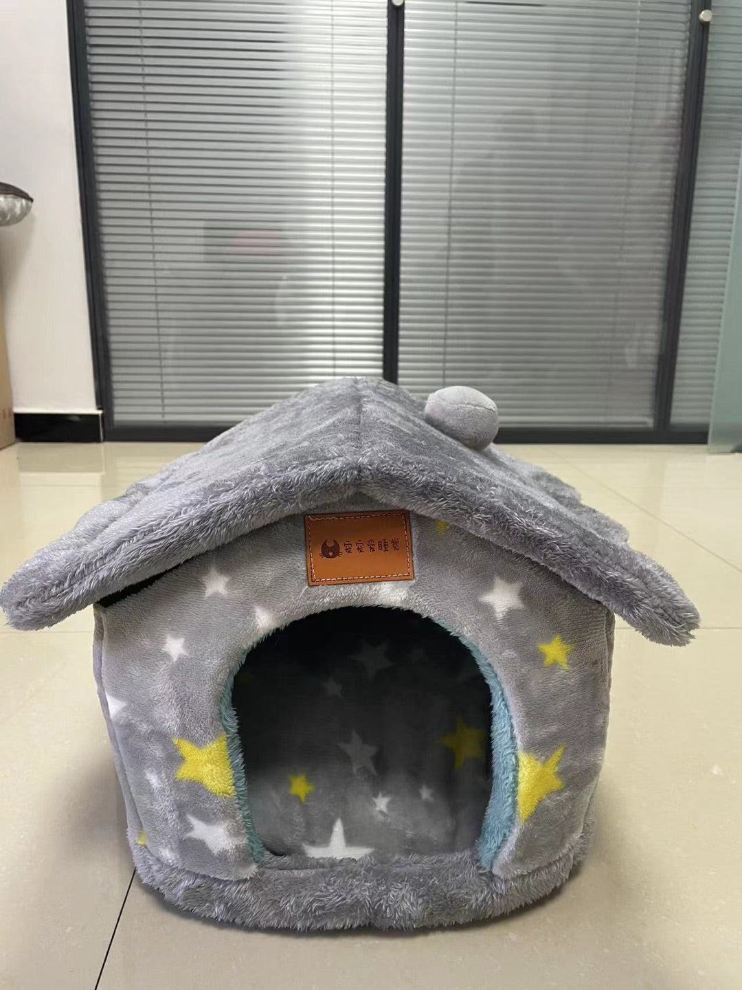 Foldable Dog House Bed With Warm Enclosed Cave Design